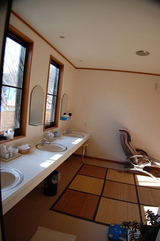 Sawatari Onsen Miyataya Ryokan Nakanojo Extérieur photo