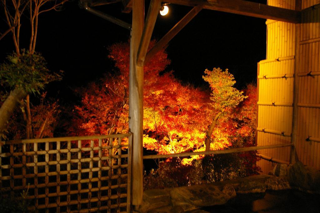 Sawatari Onsen Miyataya Ryokan Nakanojo Extérieur photo